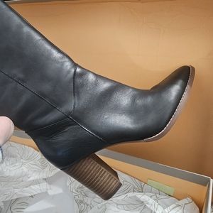 NWT black Leather Crown Vintage Heeled Knee High Boots